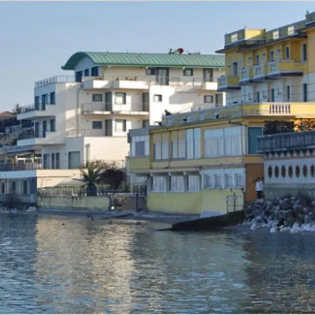 Hotel Estee