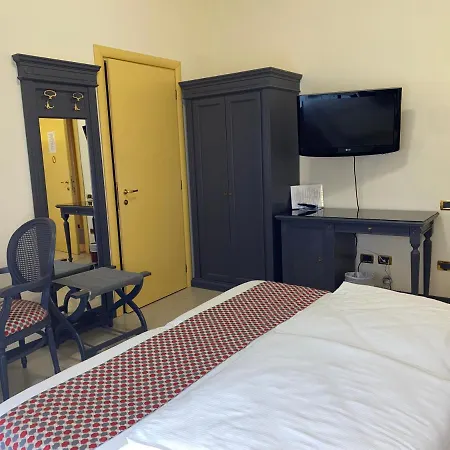 Hotel Estee 4*