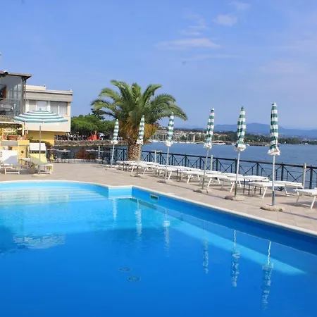Hotel Estee