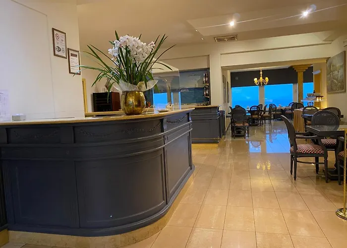 Estee Desenzano del Garda