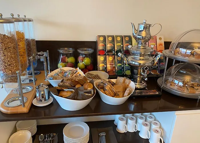 Estee 4* Desenzano del Garda