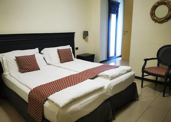 Estee Otel Desenzano del Garda