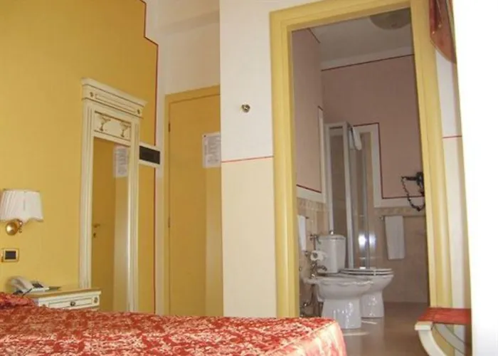 Estee Desenzano del Garda