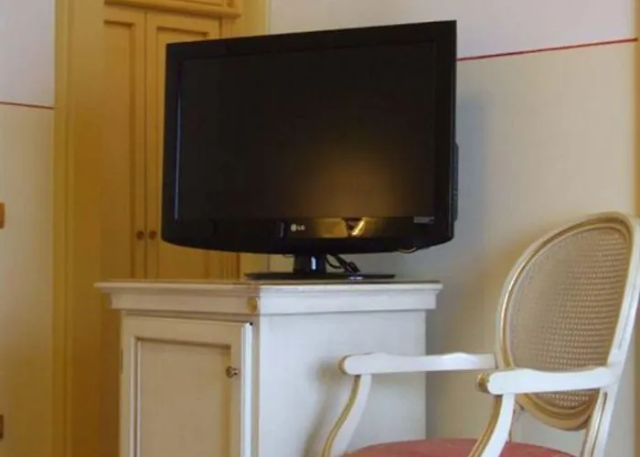 Estee Otel Desenzano del Garda